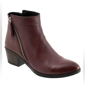 NWT BUENO Brand CAMILA Boot in Merlot